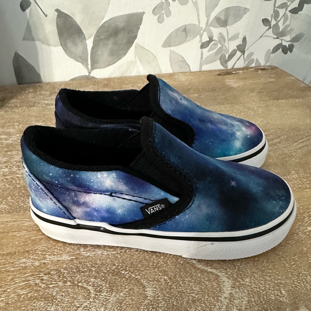 Toddler Vans 7M NWT